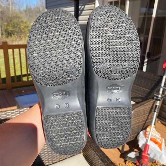 Crocs Neria Pro II Women's Clogs Black Graphic Metallic Floral Rose Nurse Size 9 - Picture 7 of 12